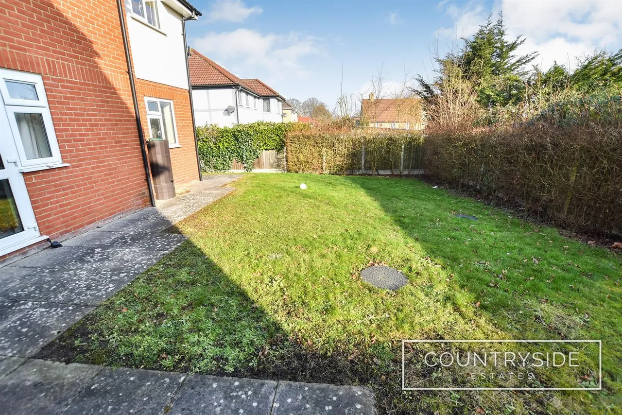 165 Kiln Road, Thundersley, Benfleet, photo 6