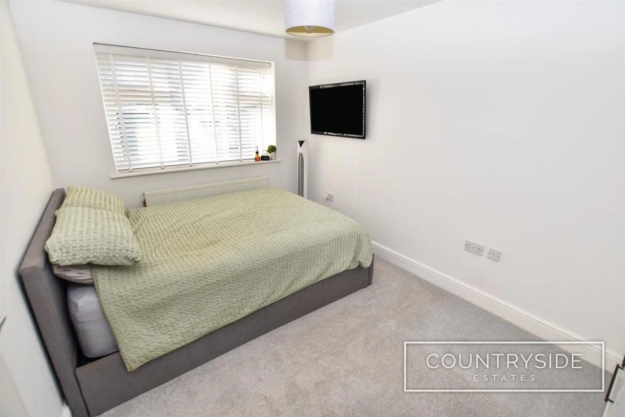 165 Kiln Road, Thundersley, Benfleet, photo 4