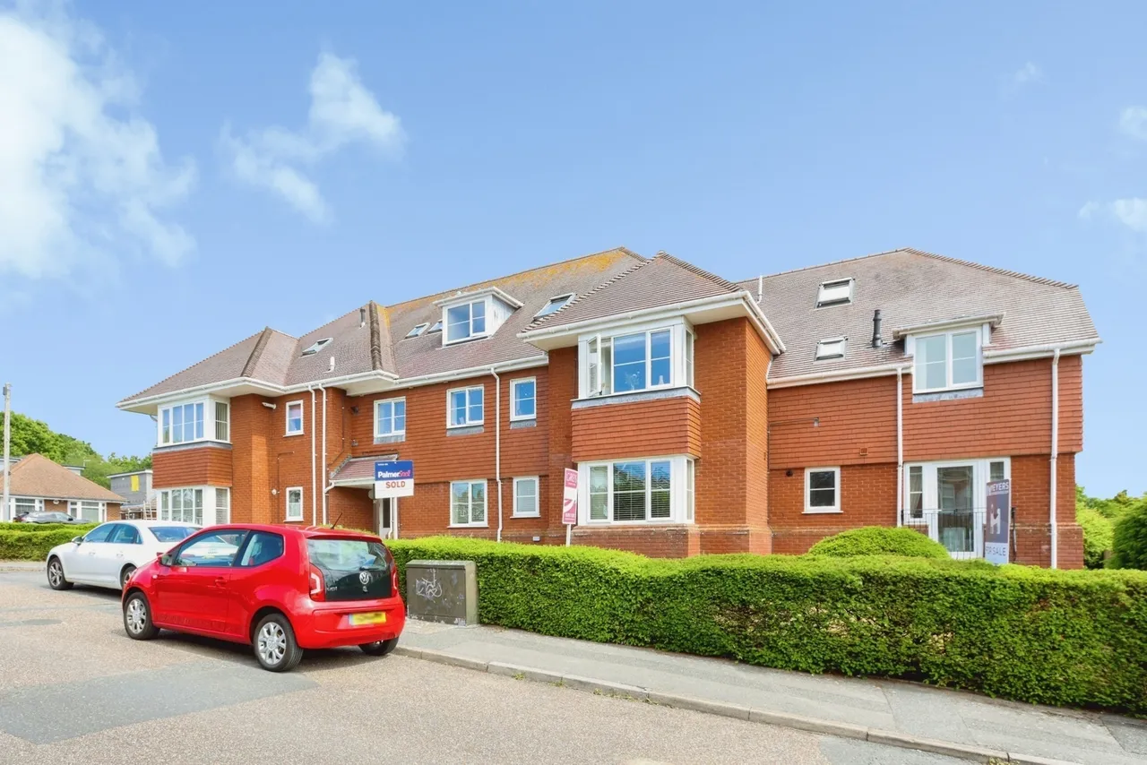 Carters Avenue, Poole, BH15, photo 10