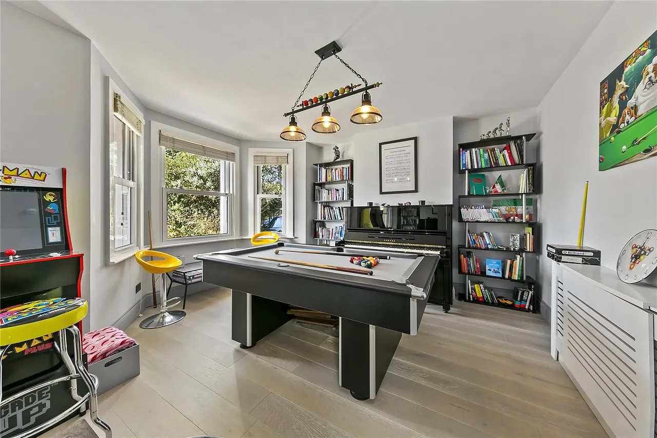 Marksbury Avenue, Kew, TW9, photo 6