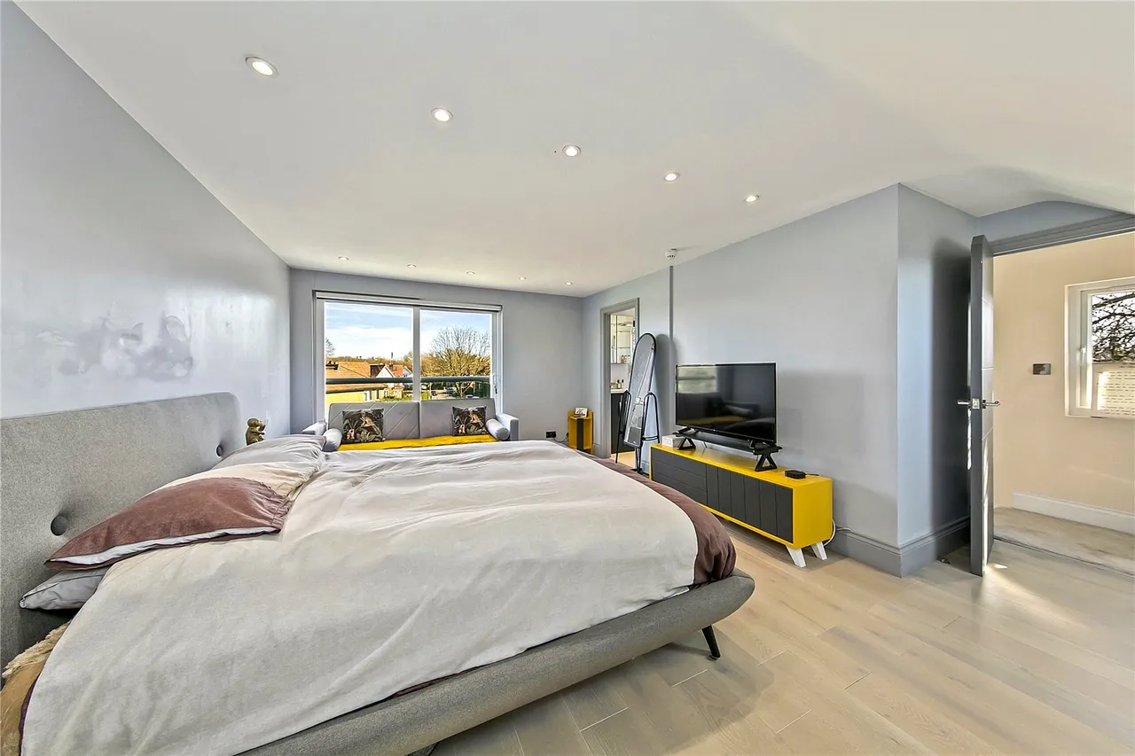 Marksbury Avenue, Kew, TW9, photo 11