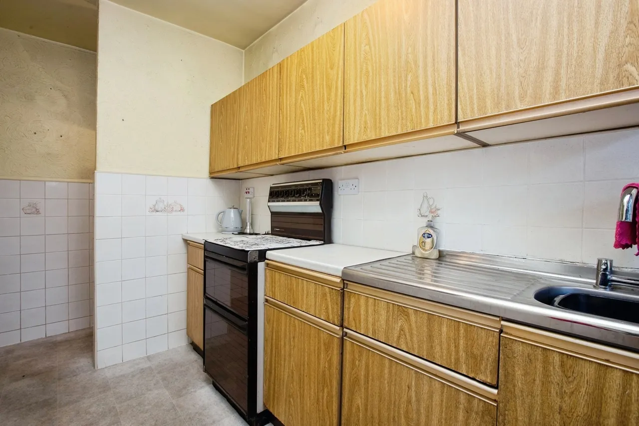 Southwell Road East, Rainworth, NG21, photo 9