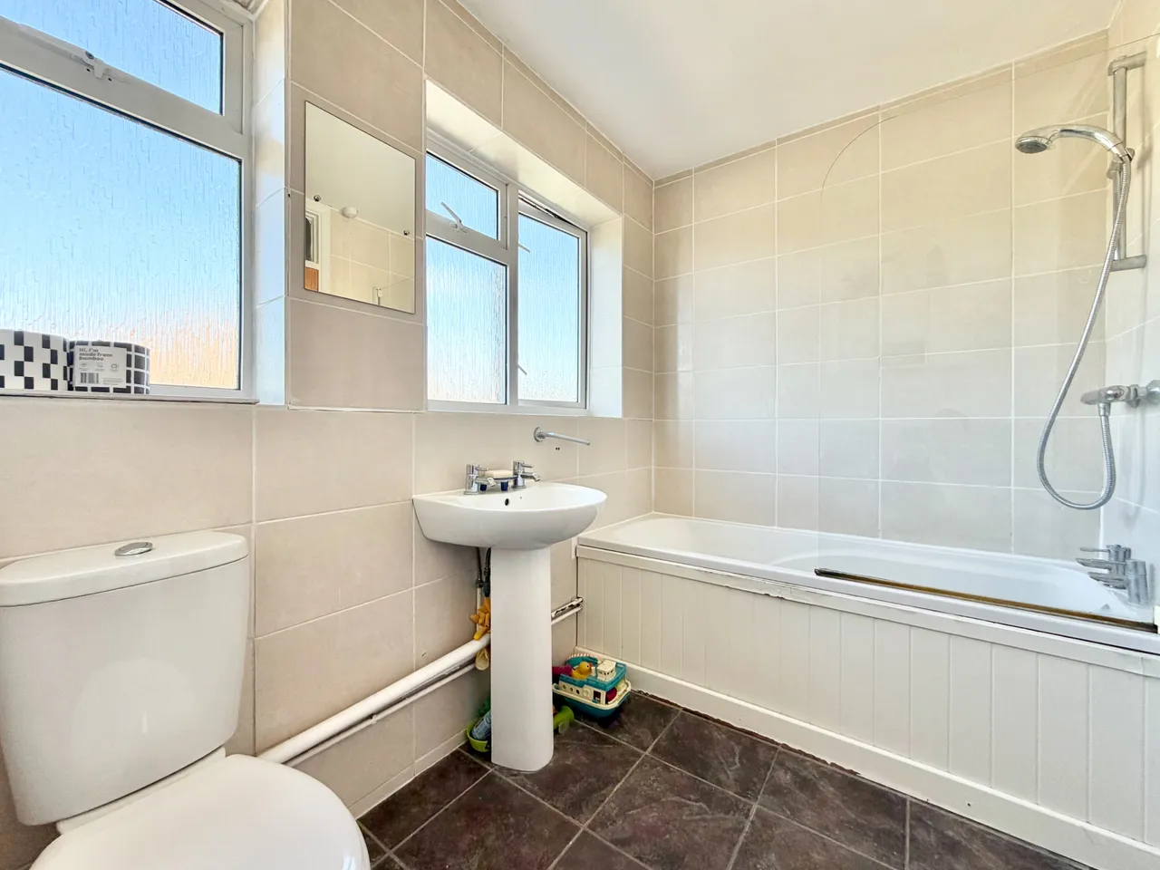 Yardley Avenue, Pitstone, photo 13