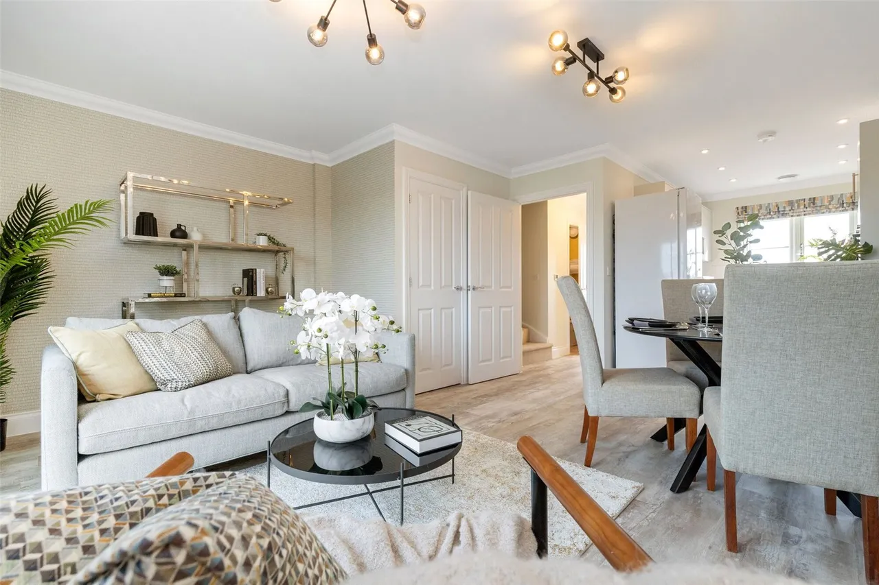 2 bed house for sale, Roman Way, Halesworth, IP19