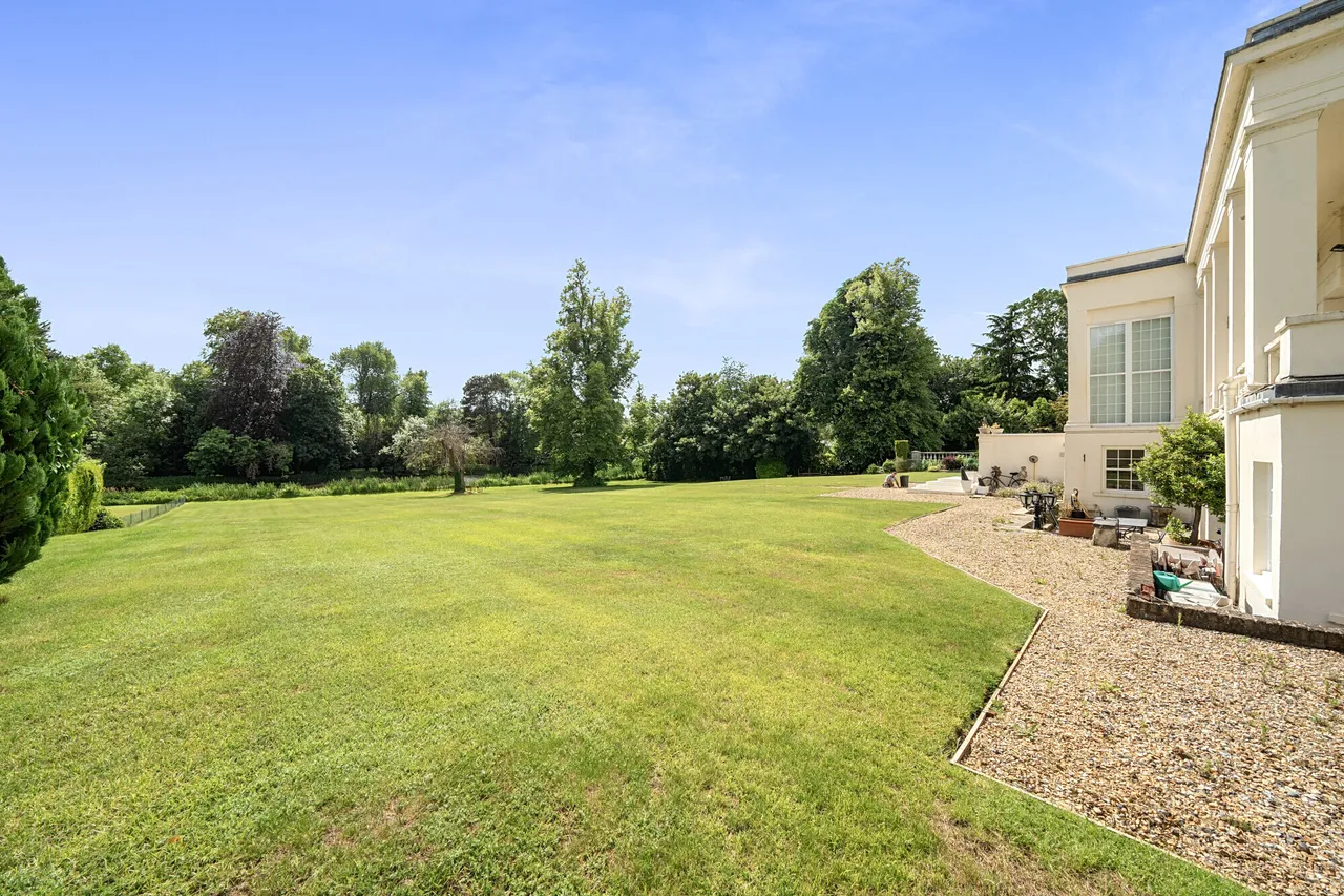 Loudwater Drive, Rickmansworth, WD3, photo 10