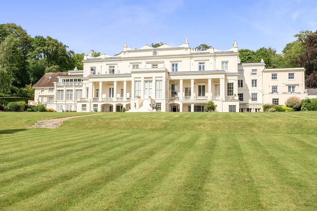 2 bed flat for sale — Loudwater Drive, Rickmansworth, WD3