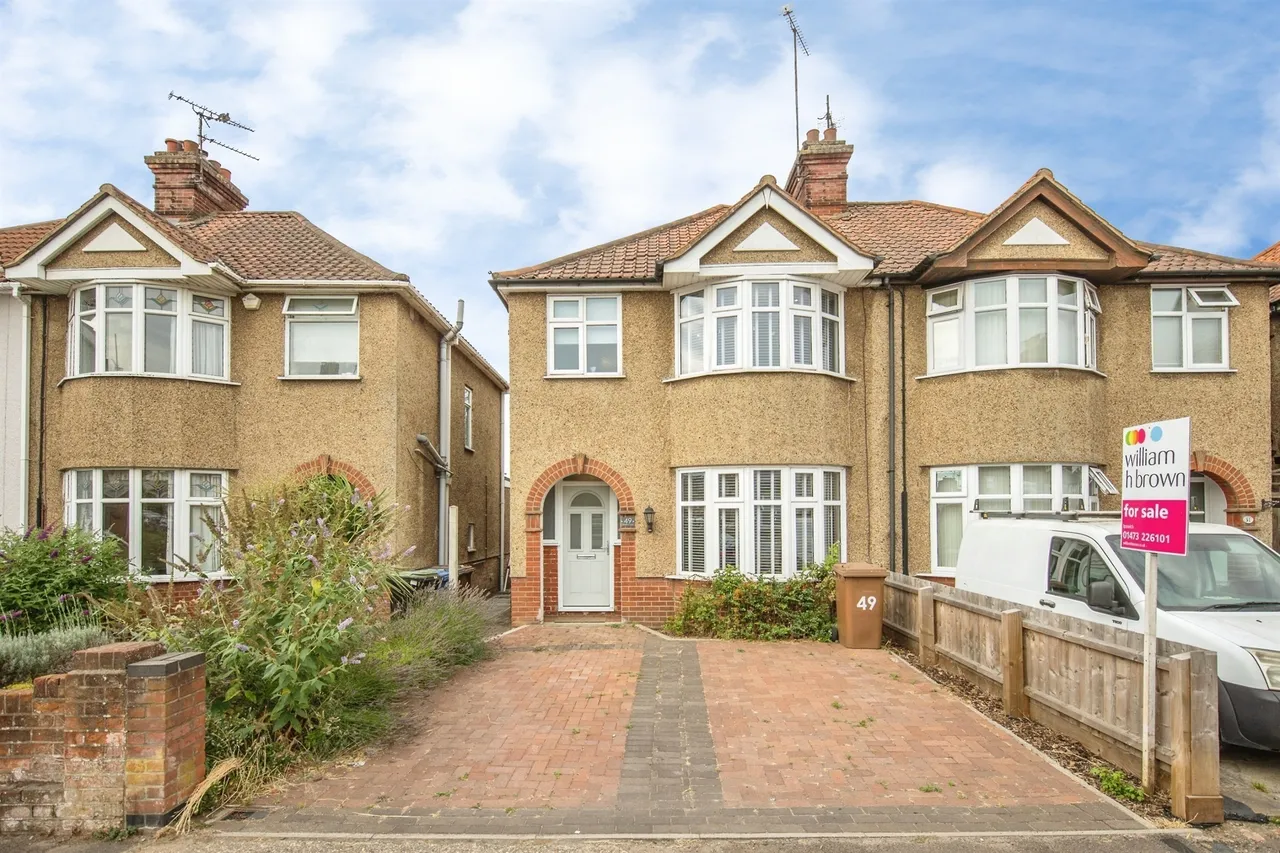 3 bed house for sale — Bramford Lane, Ipswich
