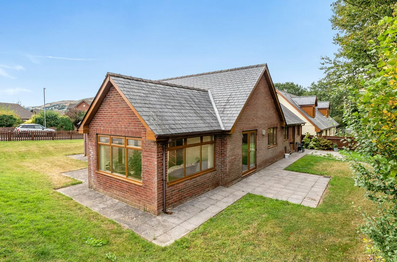 Tai Cae Mawr, Llanwrtyd Wells, Powys, LD5 4RJ, photo 21