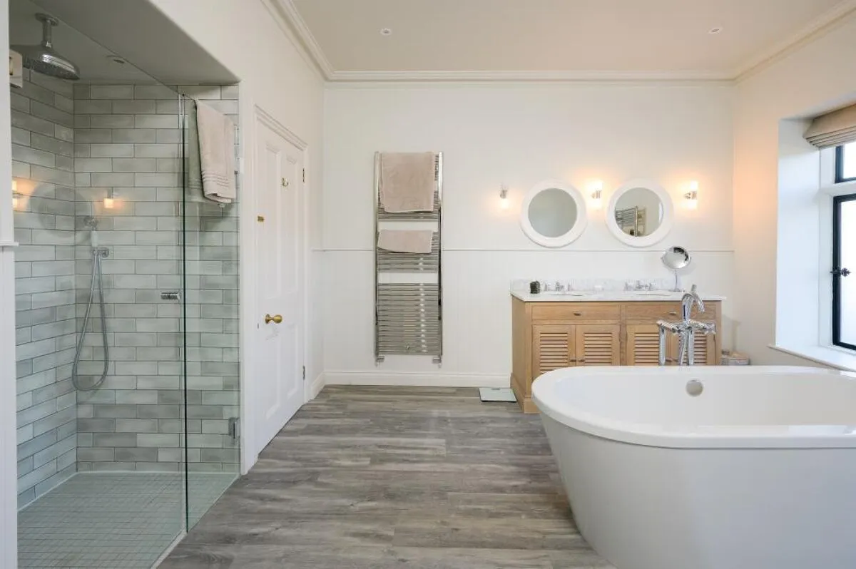 The Avenue, Cirencester, GL7, photo 17