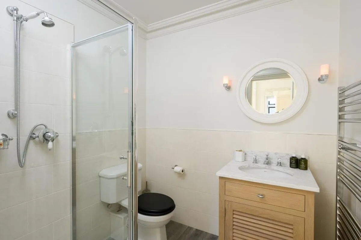 The Avenue, Cirencester, GL7, photo 20