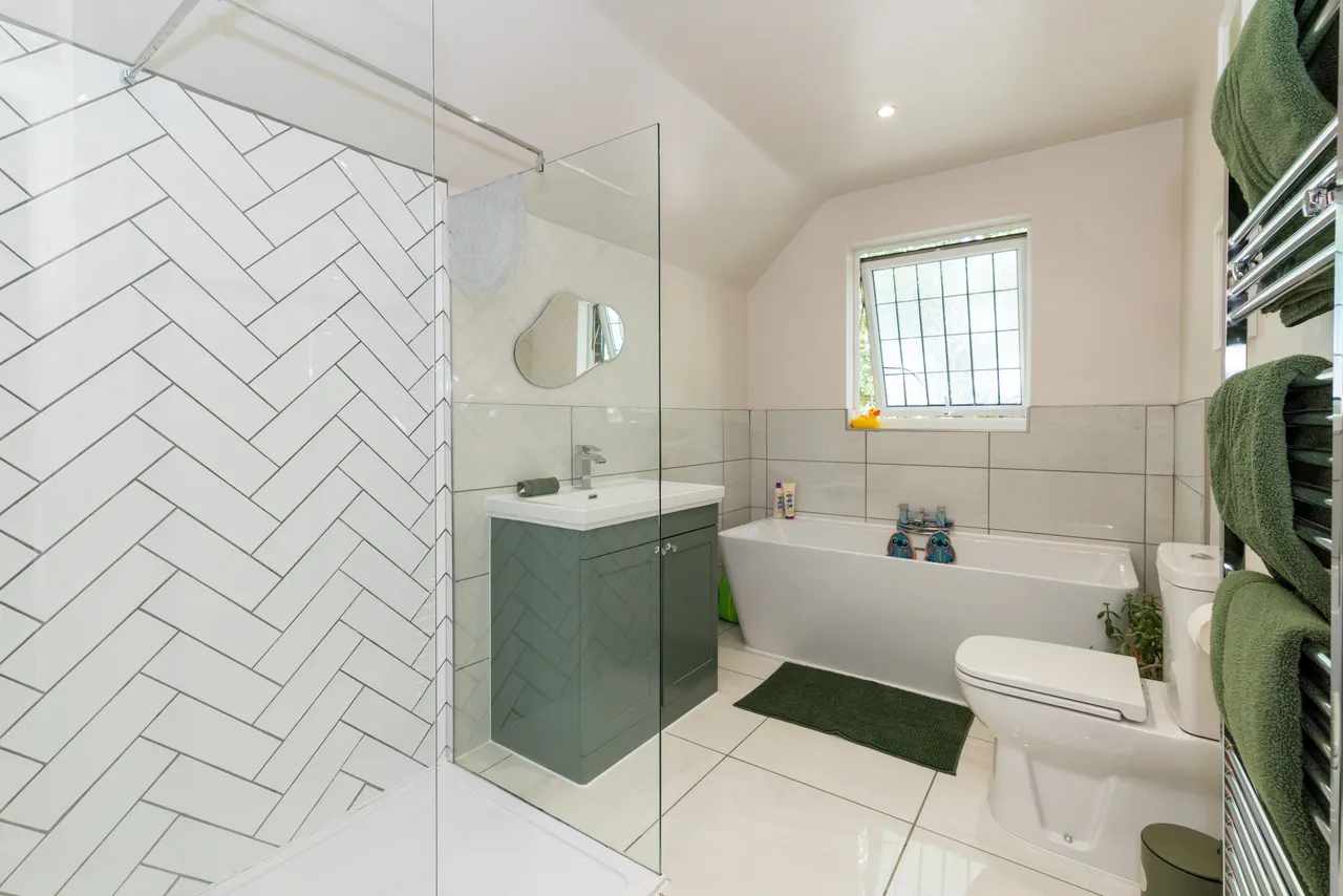 Mossy Lea Road, Wrightington, WN6, photo 5