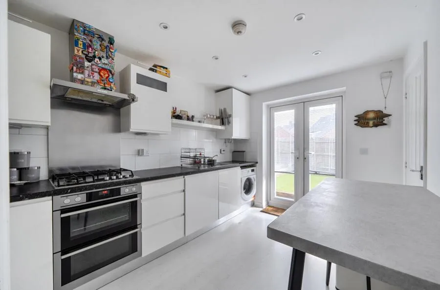 Barland Way, Aylesbury, HP18, photo 4