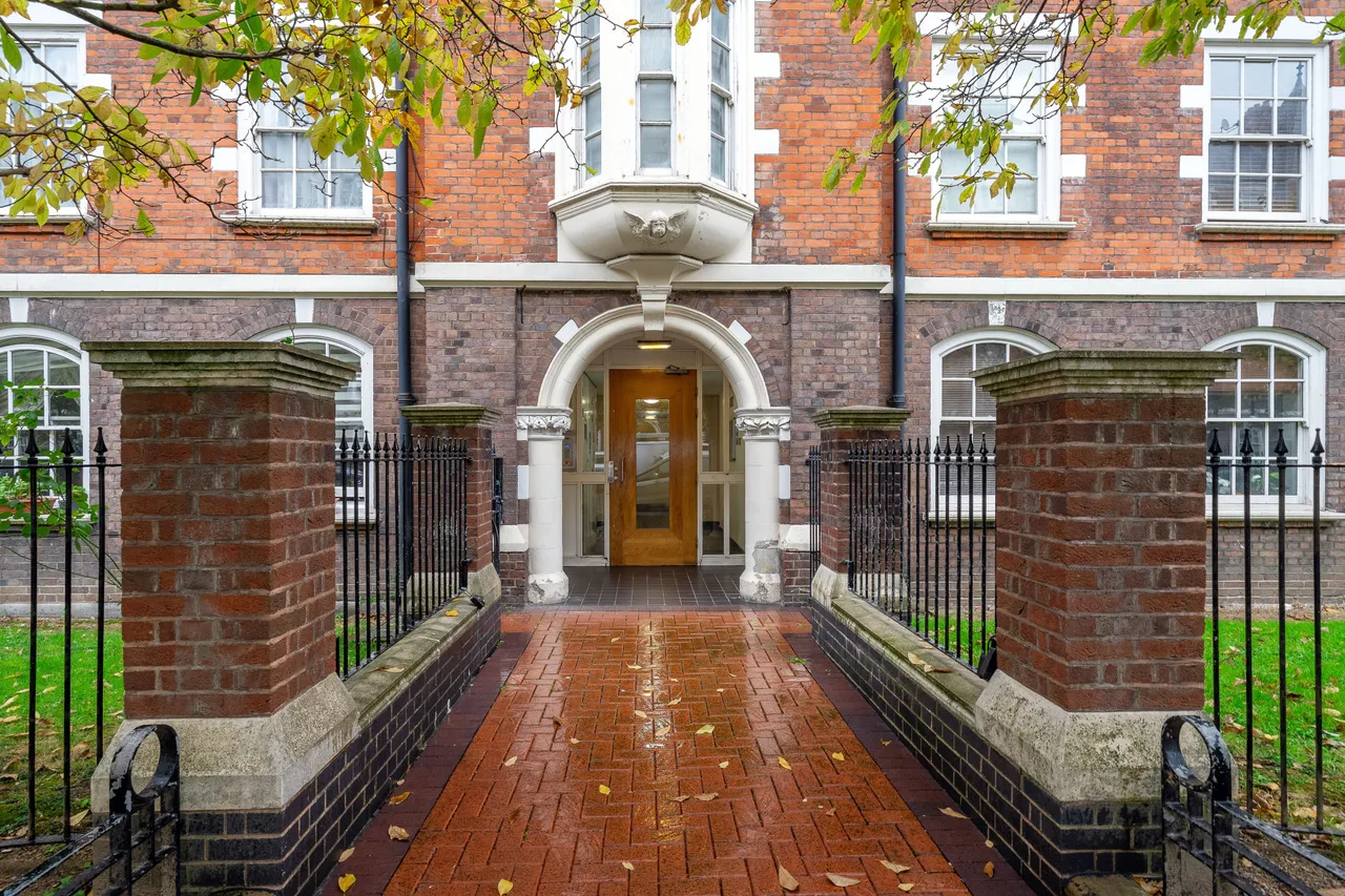 Scott Ellis Gardens, London, NW8, photo 8