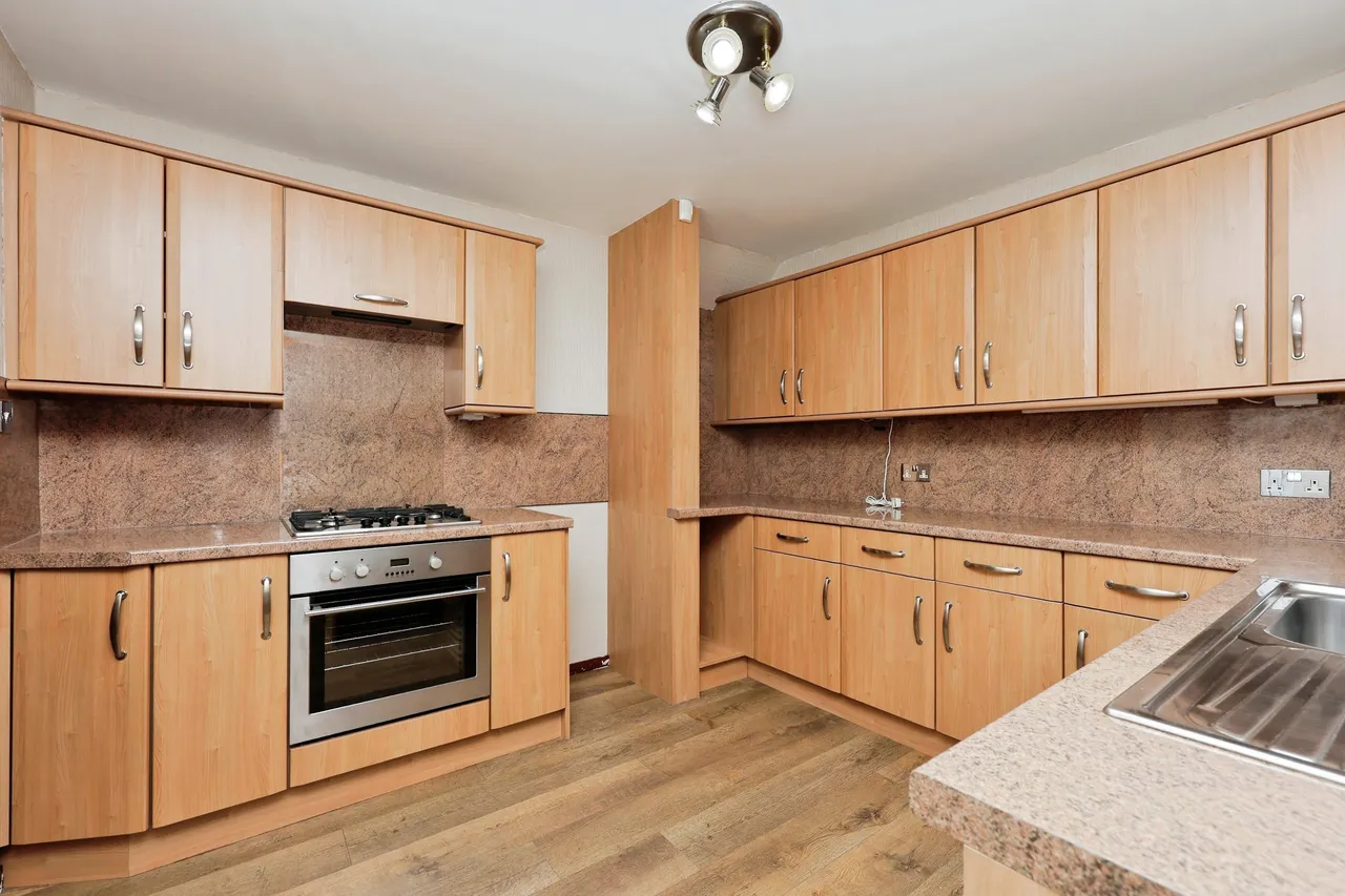 Mathieson Place, Dunfermline, KY11, photo 9