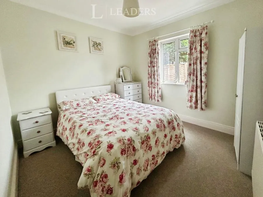 Rails Lane, Hayling Island, PO11, photo 10