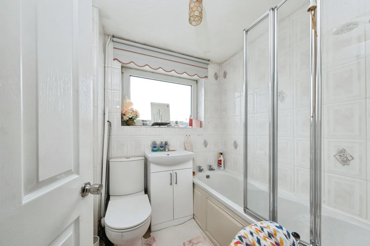 Middlesex Drive, Milton Keynes, MK3, photo 14