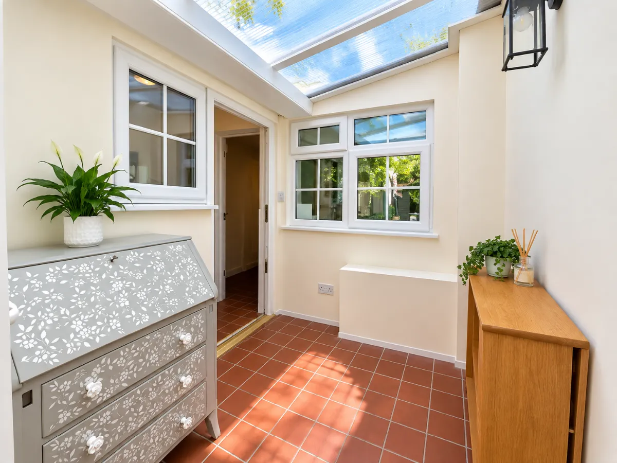 Crescent Road, Warley, Brentwood, photo 8