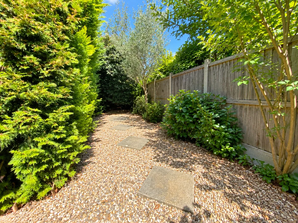Crescent Road, Warley, Brentwood, photo 12