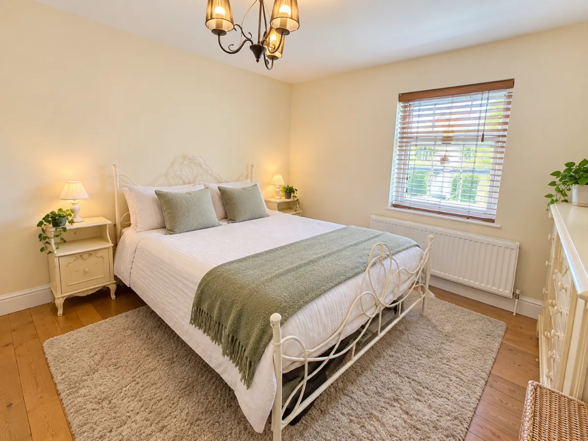 Crescent Road, Warley, Brentwood, photo 9