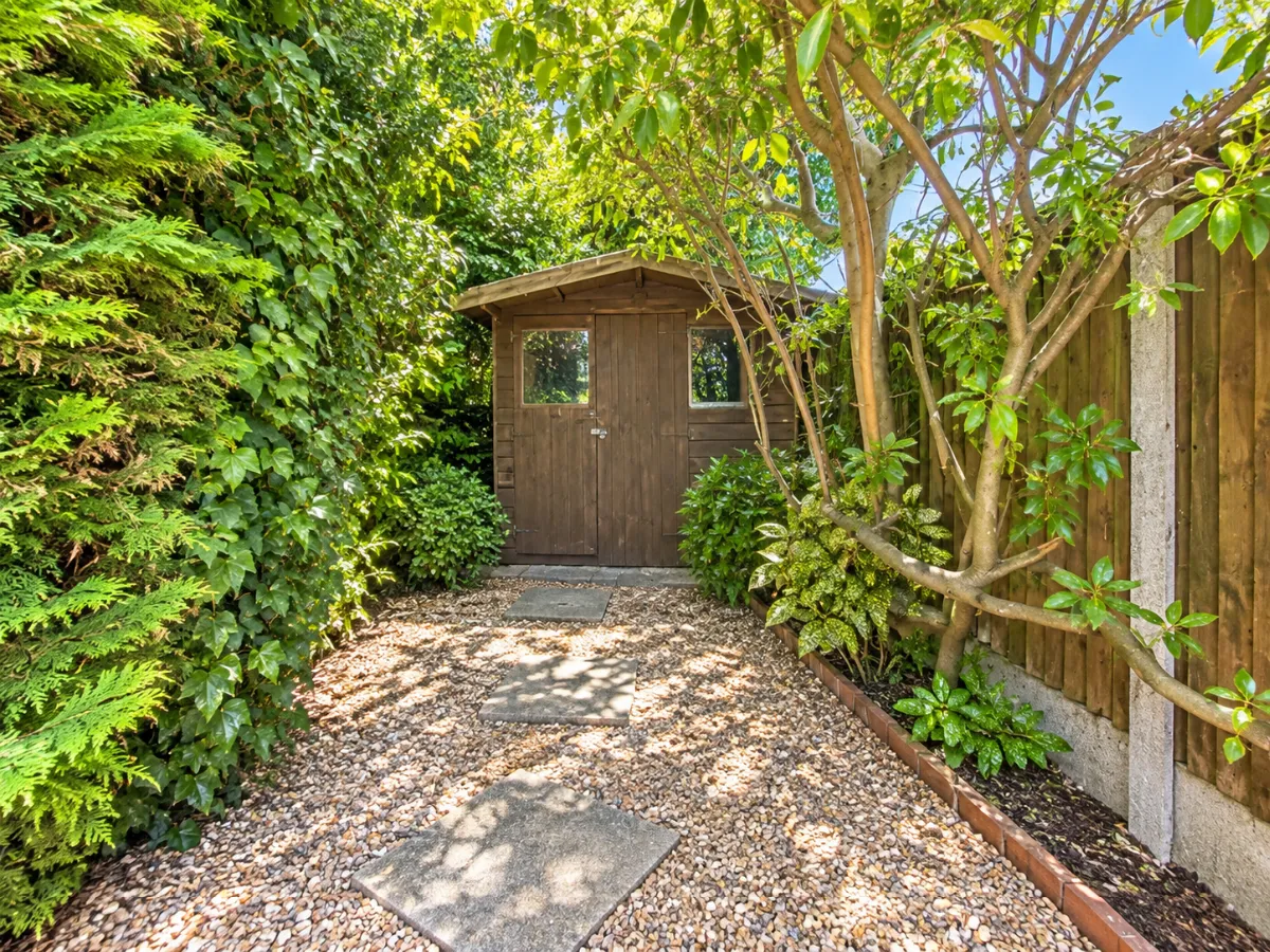 Crescent Road, Warley, Brentwood, photo 11