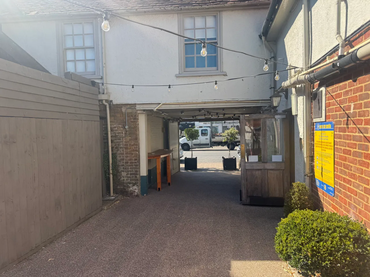 High Street, Epping, CM16, photo 4