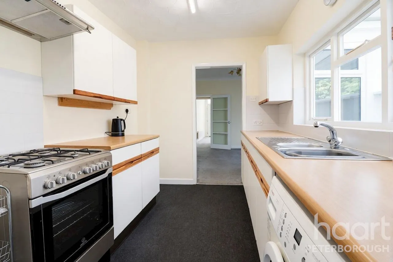 Crawthorne Road, Peterborough, PE1, photo 9