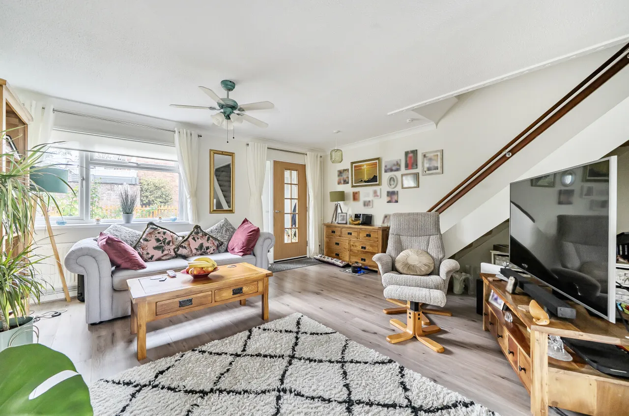 Emmbrook Road, Wokingham, Berkshire, RG41 1JN, photo 11