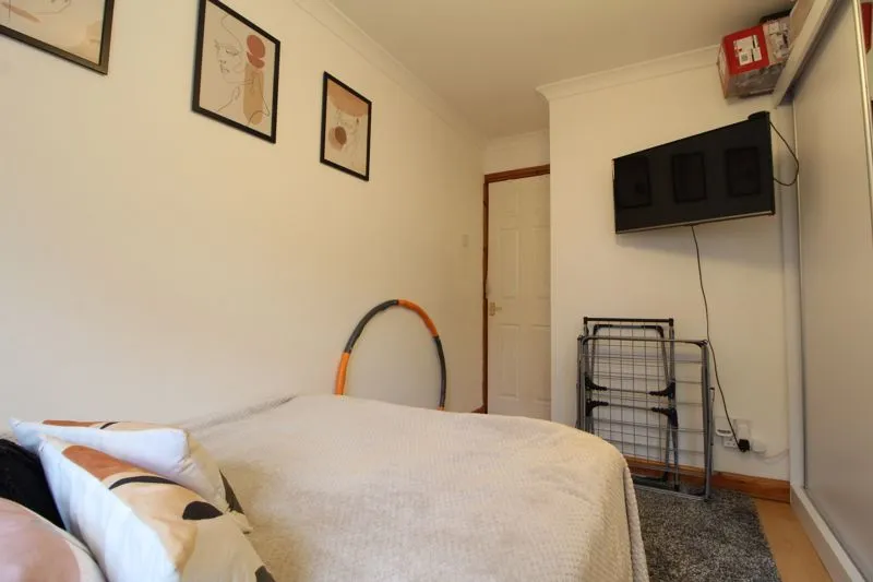 Downs Road, Luton LU1 1QR, photo 11