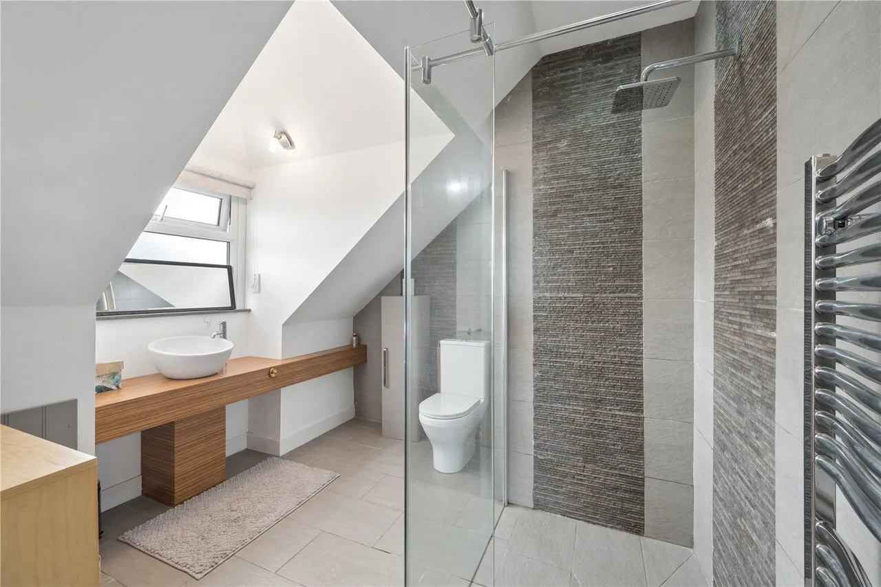 Carrfield Road, Barwick in Elmet, LS15, photo 19