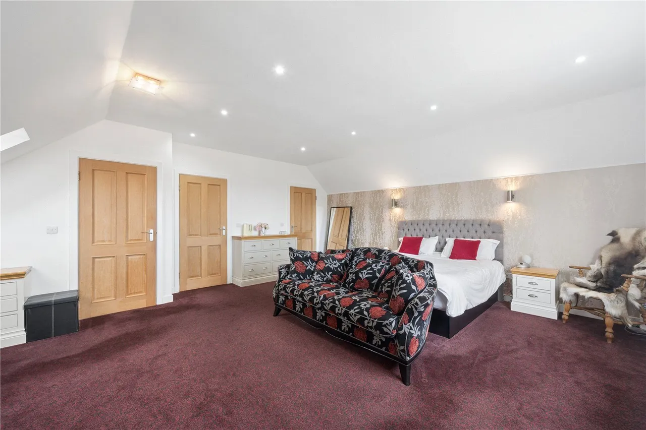 Carrfield Road, Barwick in Elmet, LS15, photo 16