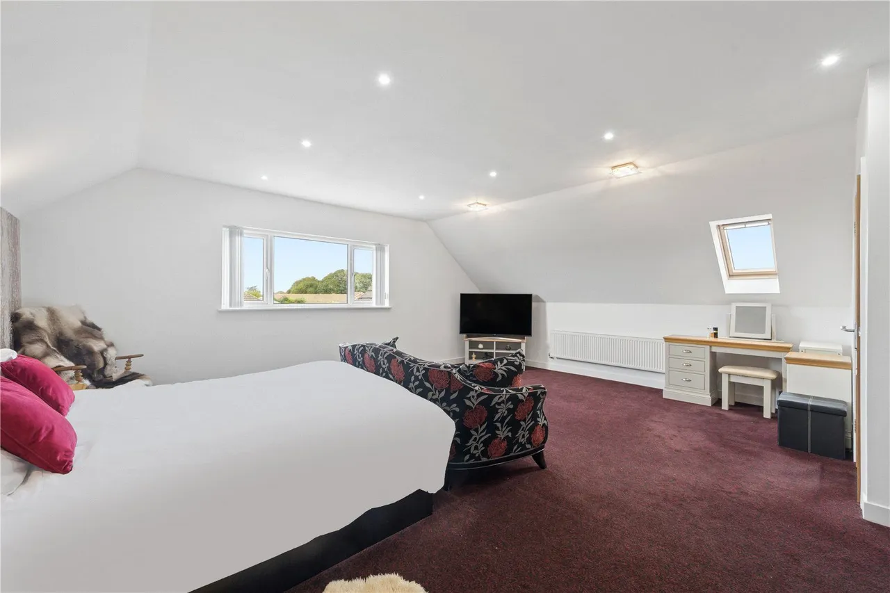 Carrfield Road, Barwick in Elmet, LS15, photo 17