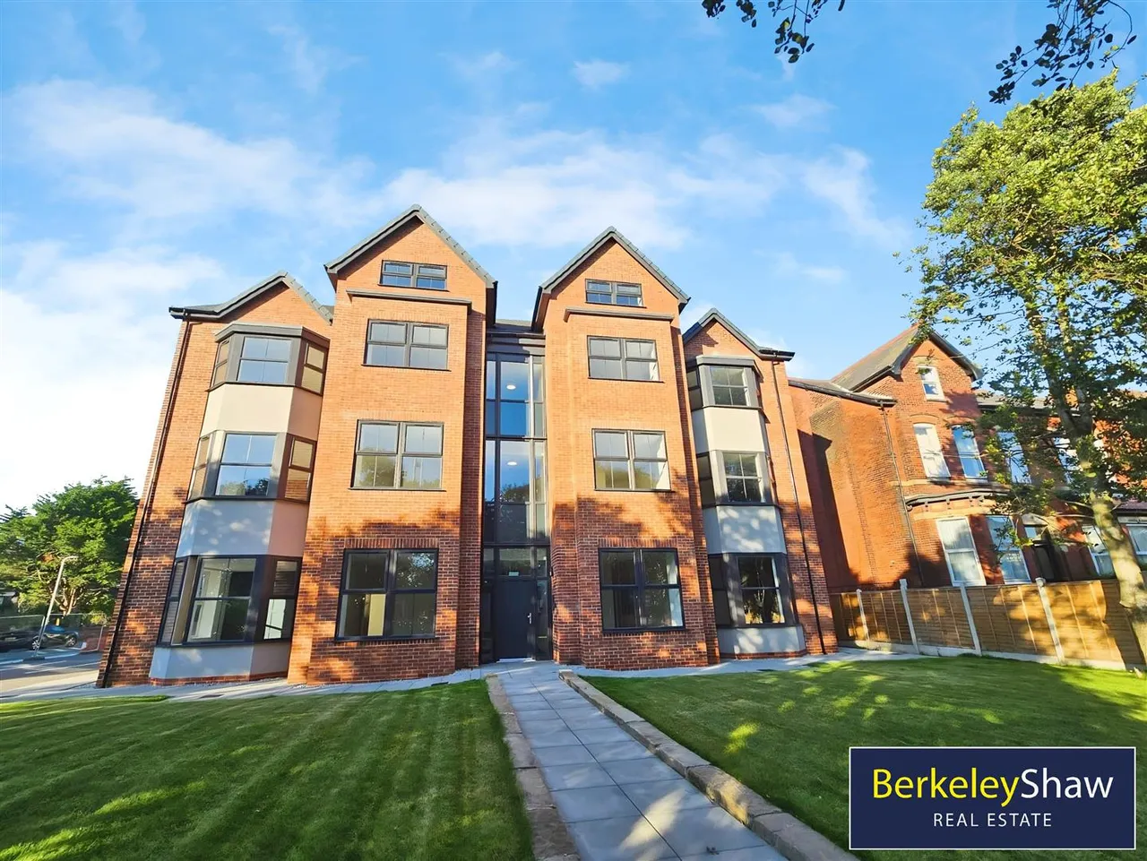 Scarisbrick New Road, Southport, PR8, photo 2
