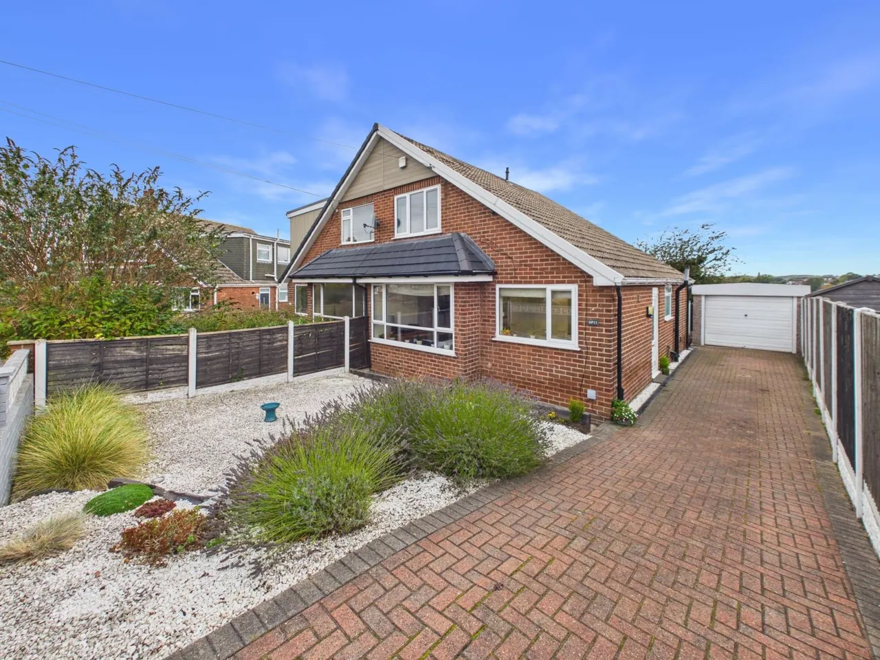 3 bed house for sale, Woollin Crescent, Tingley, WF3
