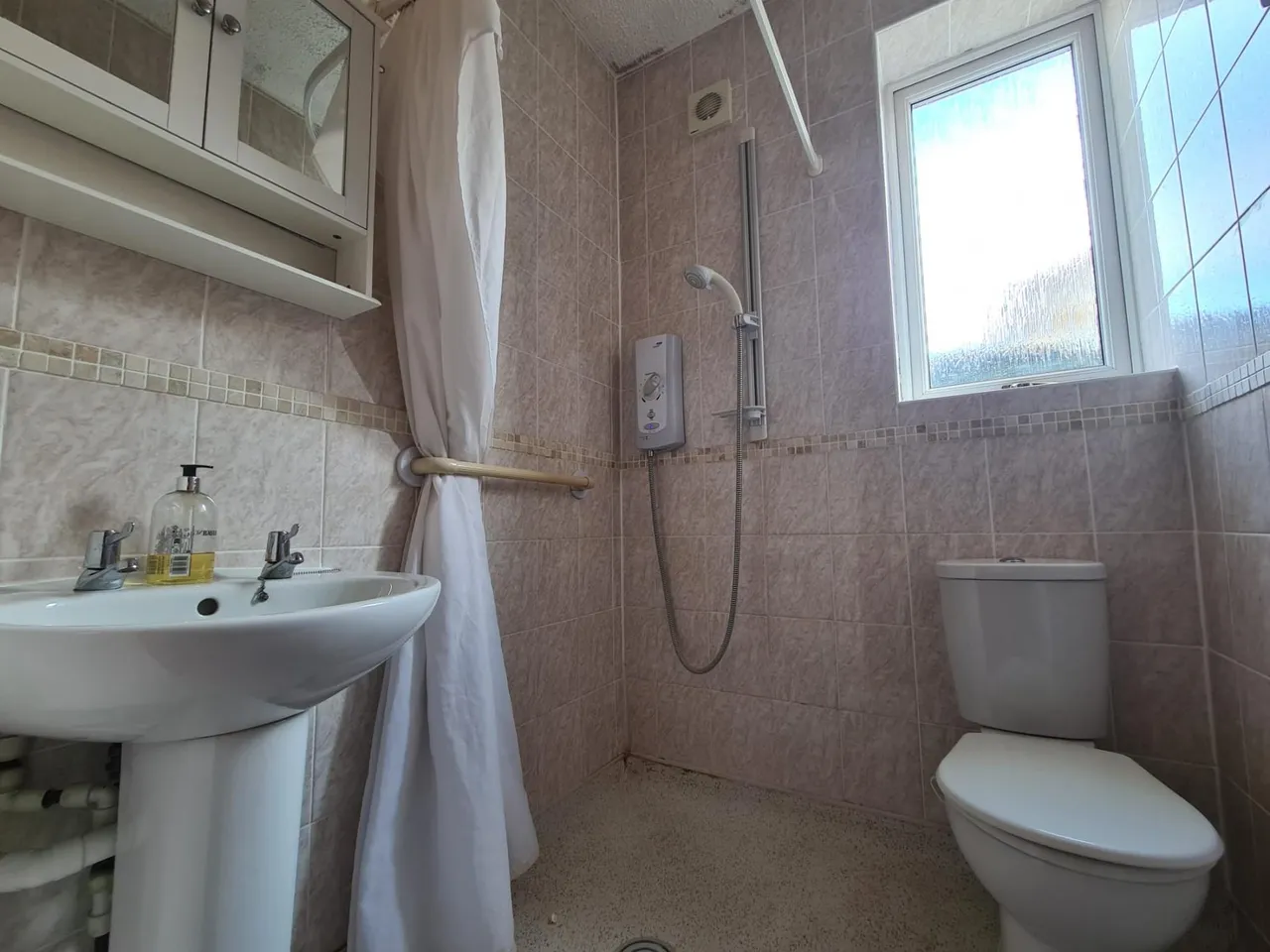 Gorse Close, Northampton, NN2, photo 14