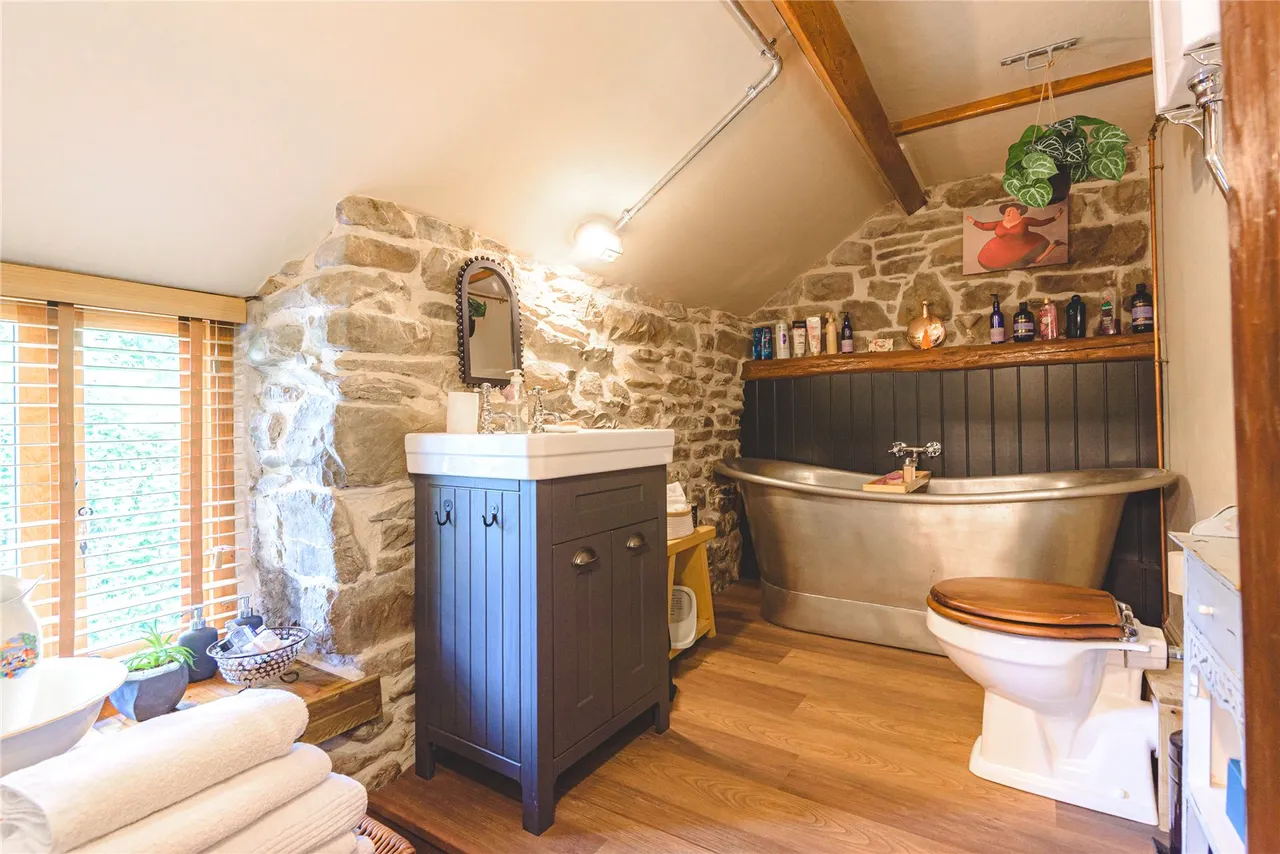 Carno, Caersws, Powys, SY17 5JY, photo 22