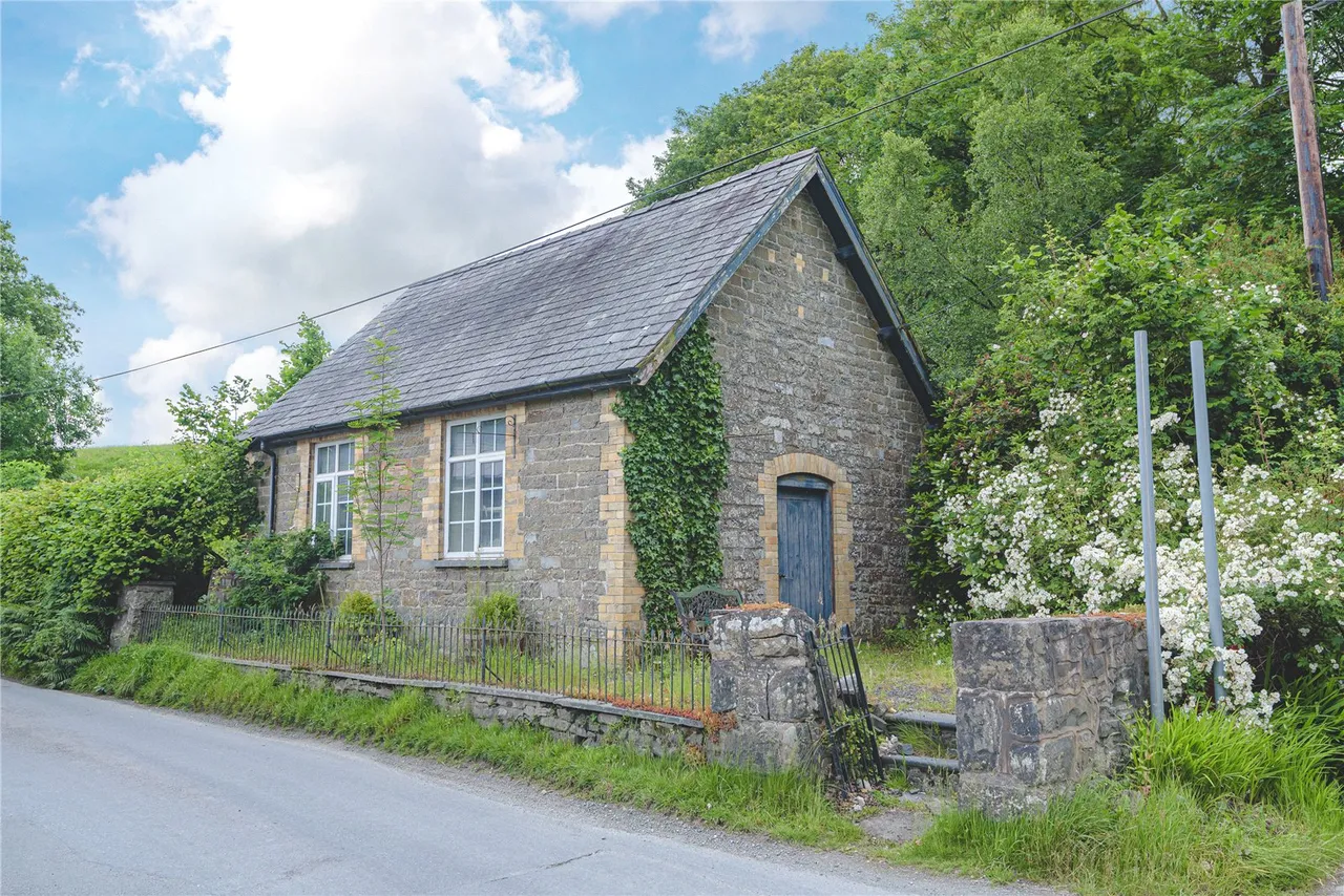 Carno, Caersws, Powys, SY17 5JY, photo 36