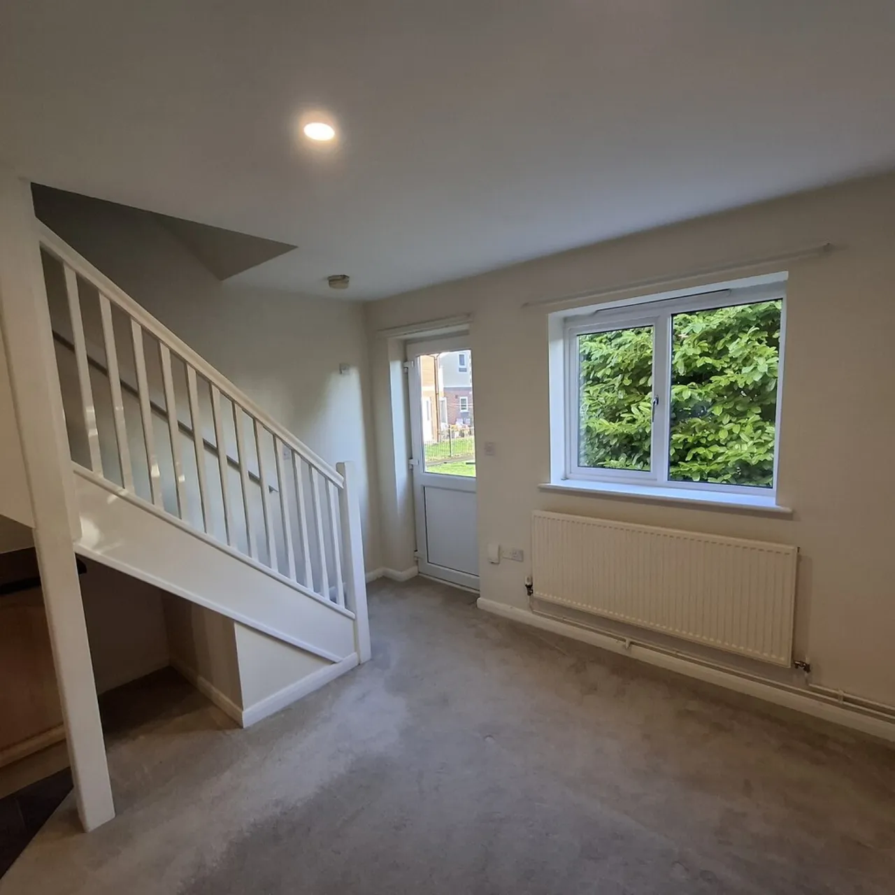 The Pines, Worksop, S80, photo 3