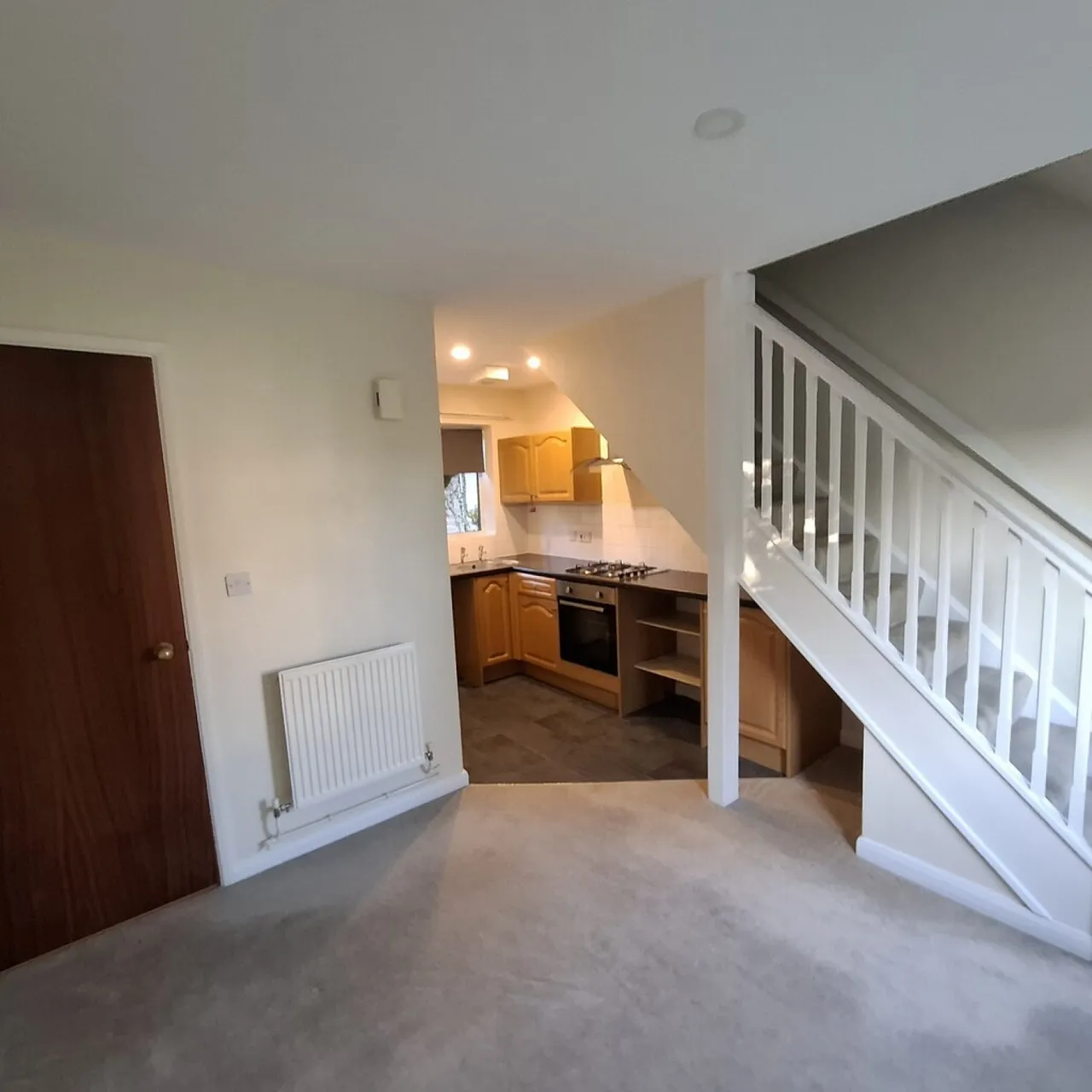 The Pines, Worksop, S80, photo 4