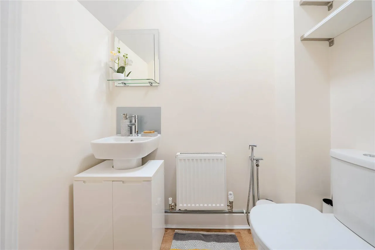 Parkview Place, West Park, LS16, photo 13