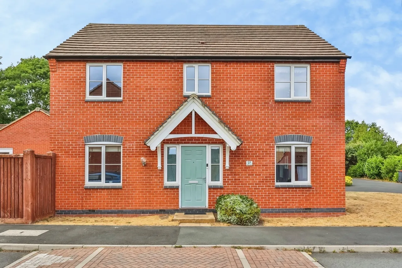 Albert Close, Hucknall, Nottingham, Nottinghamshire, NG15, photo 22