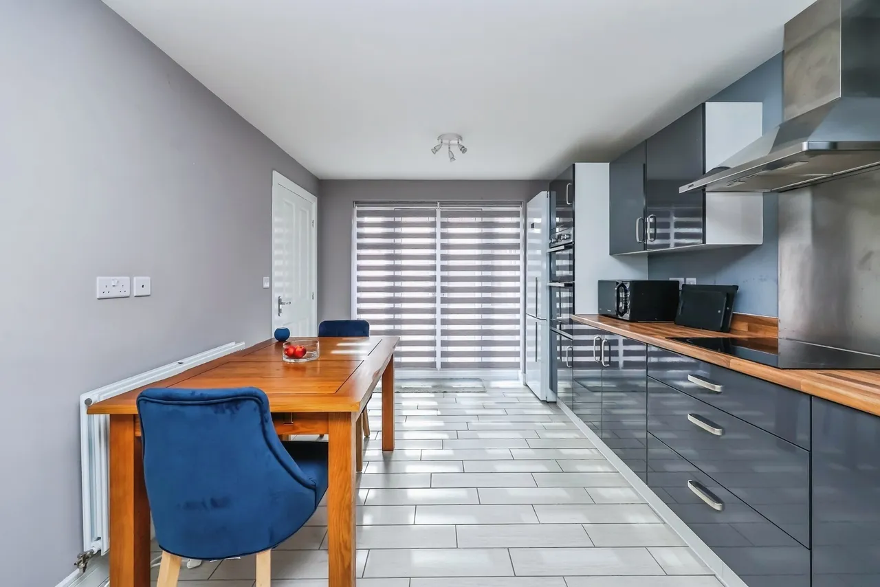 Albert Close, Hucknall, Nottingham, Nottinghamshire, NG15, photo 5