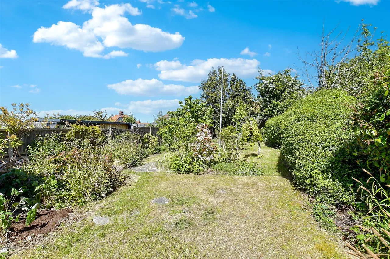 Downs Avenue, Whitstable, CT5, photo 9