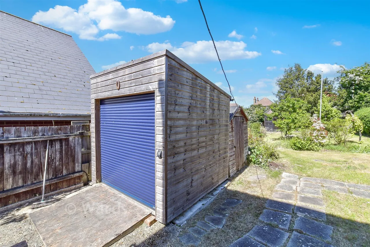 Downs Avenue, Whitstable, CT5, photo 13