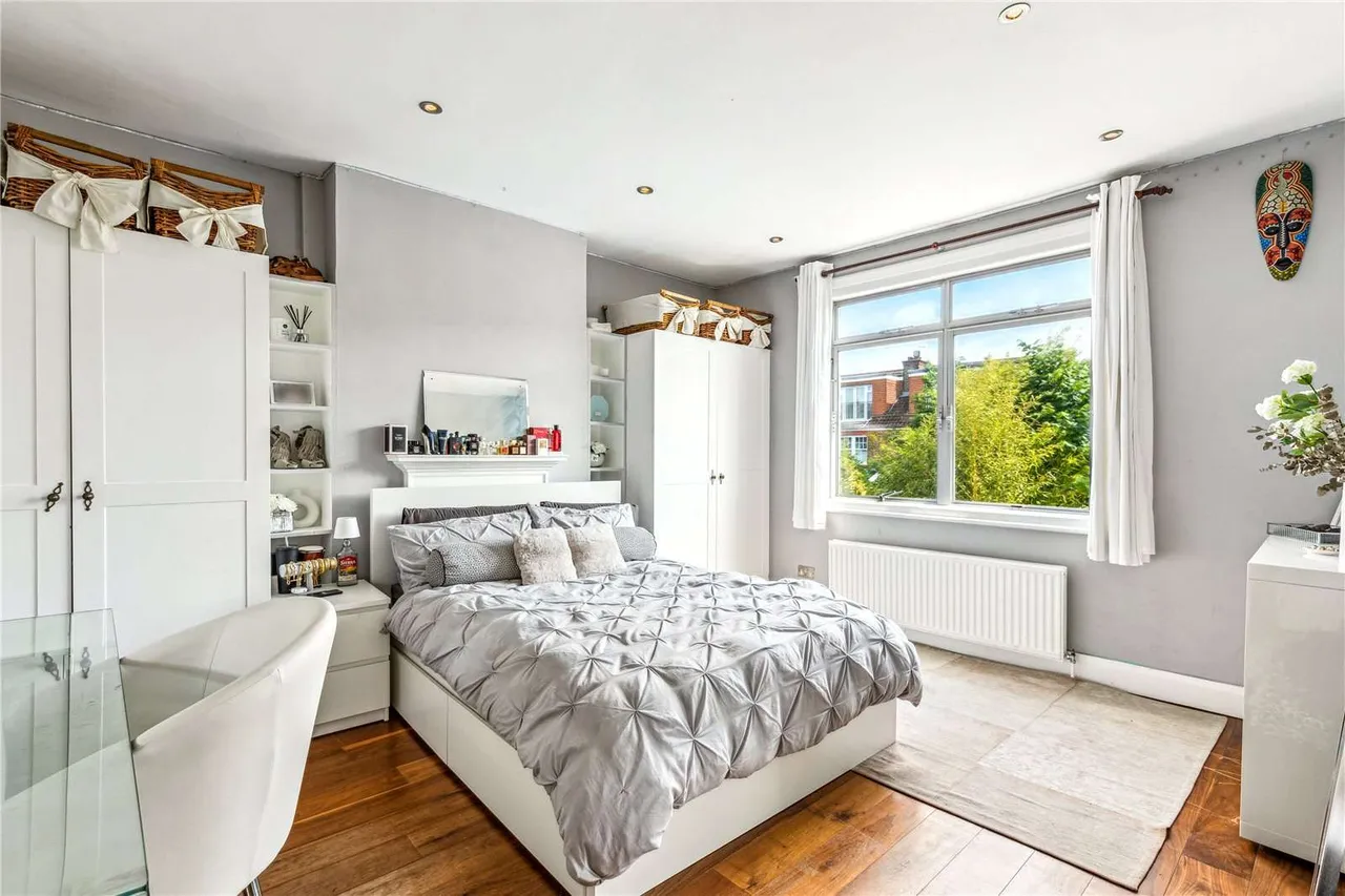 Holmside Road, London, SW12, photo 13