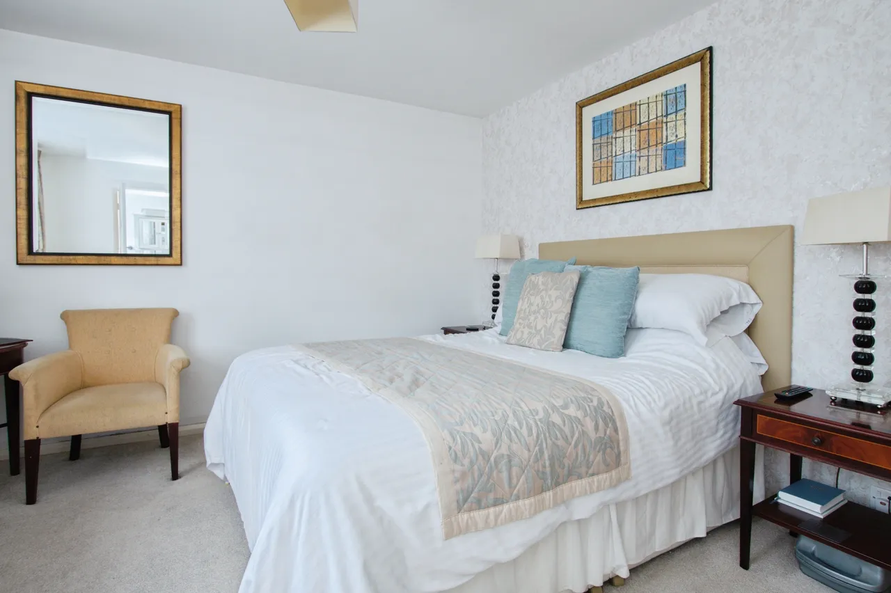 Lyndhurst Road, Salisbury, SP5, photo 8