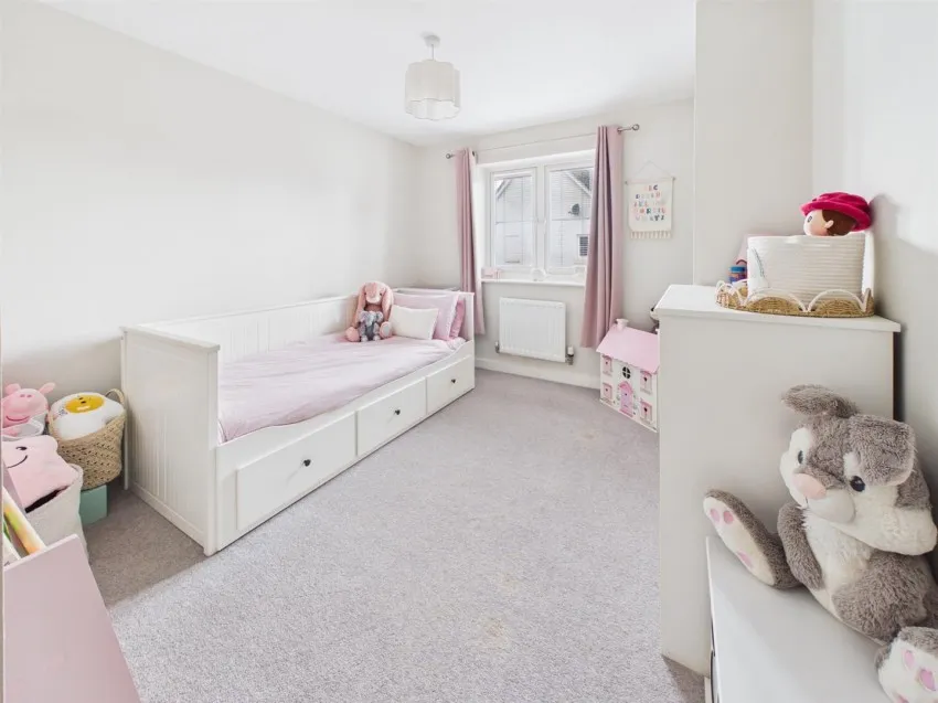 Tawny Close, Hardwicke, photo 11