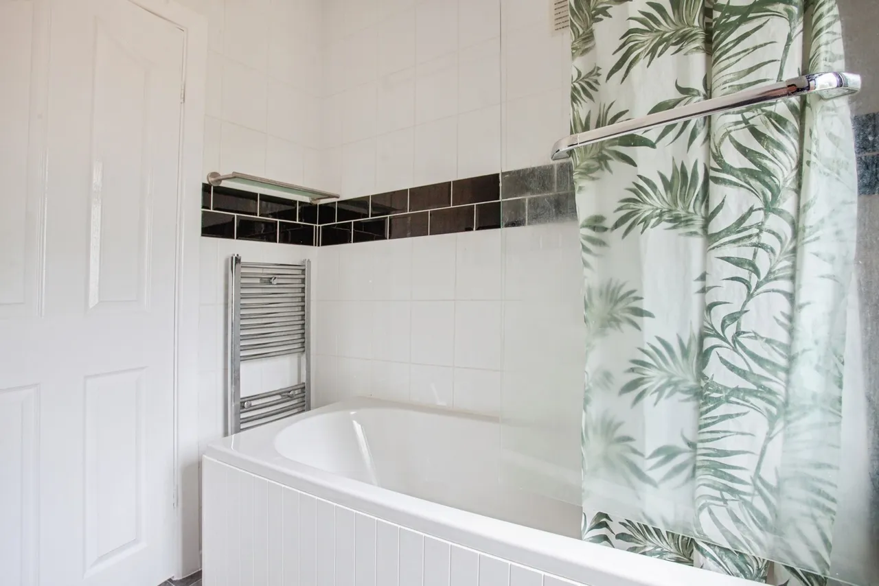 Wheatfield Crescent, Sheffield, S5, photo 10
