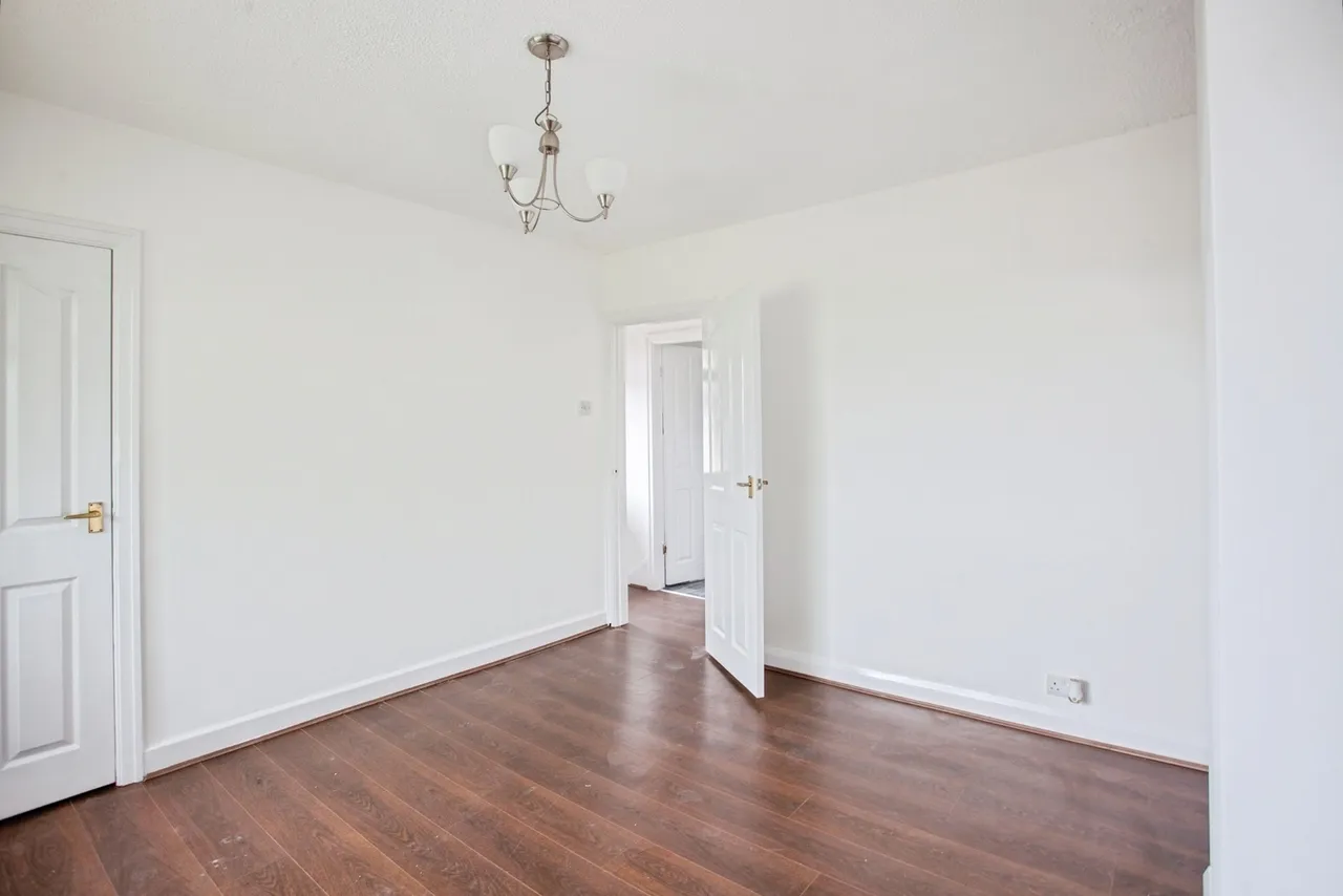 Wheatfield Crescent, Sheffield, S5, photo 11