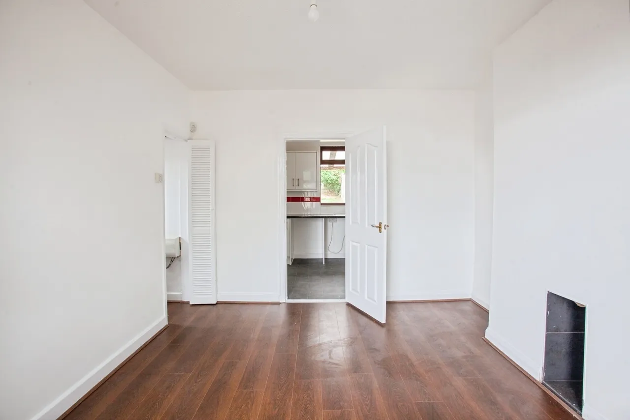 Wheatfield Crescent, Sheffield, S5, photo 6