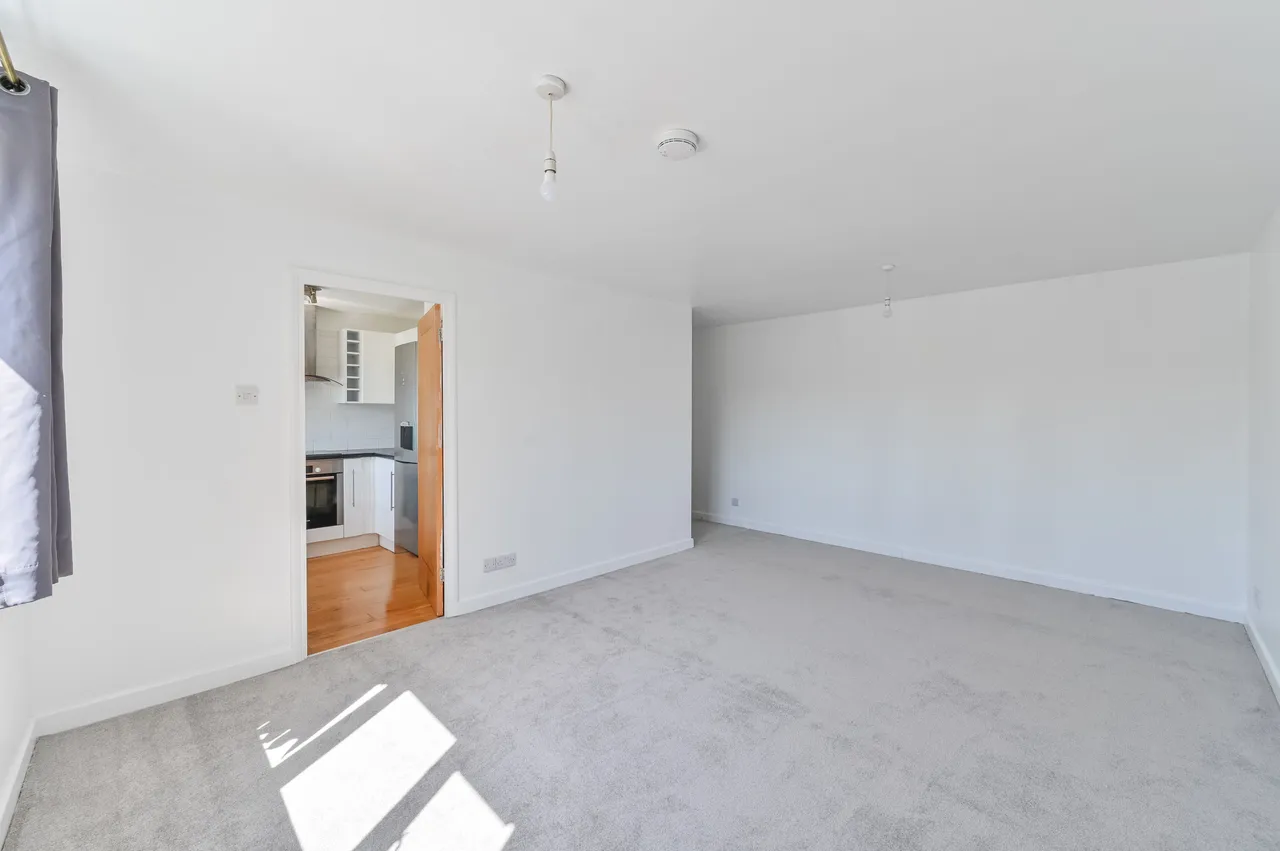 121 Ruston Road, London, photo 5